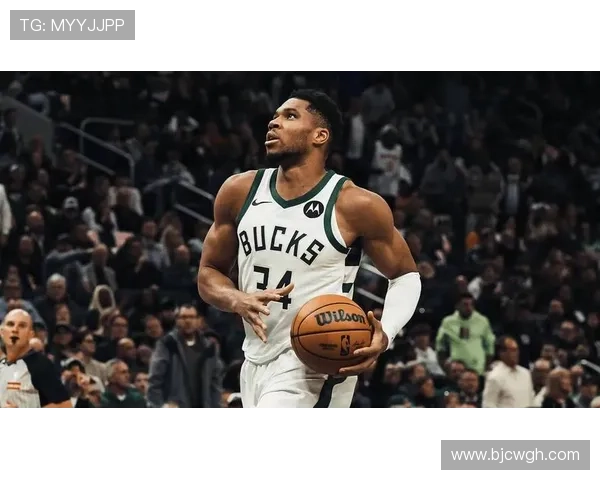 NBA最新动态：超级球星交易传闻不断 新赛季球队实力对比分析